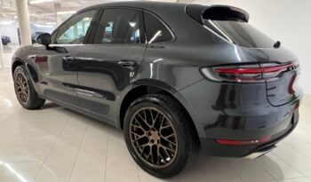 
										2019 Porsche Macan full									