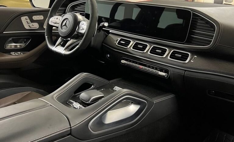
								2022 Mercedes-Benz GLS63 AMG 4MATIC+ SUV full									