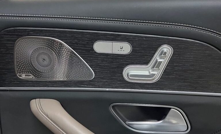 
								2022 Mercedes-Benz GLS63 AMG 4MATIC+ SUV full									