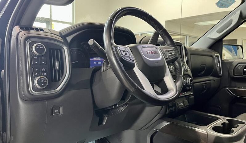 
								2021 GMC Sierra 1500 SLT full									
