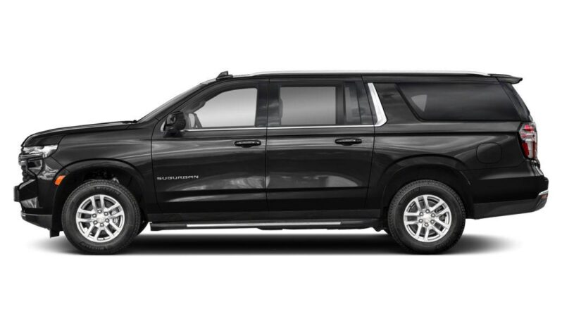 
								2023 Chevrolet Suburban LS full									