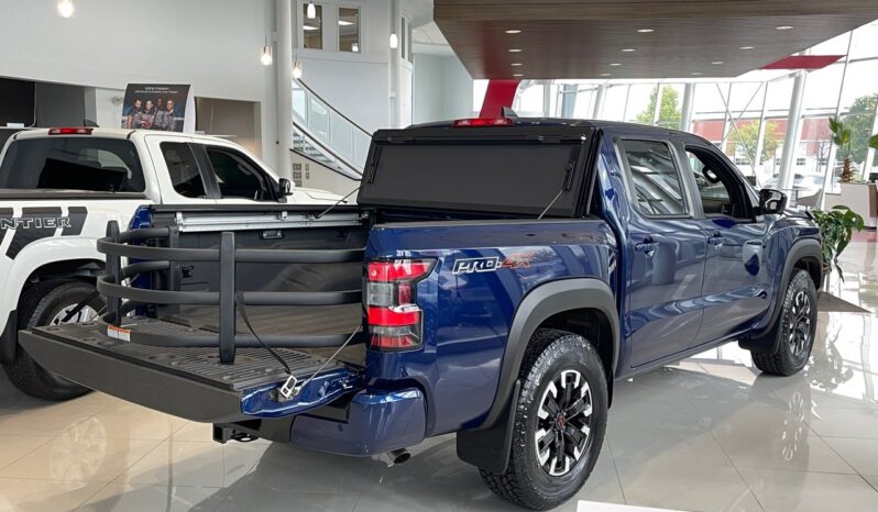 
								2023 Nissan Frontier PRO-4X full									