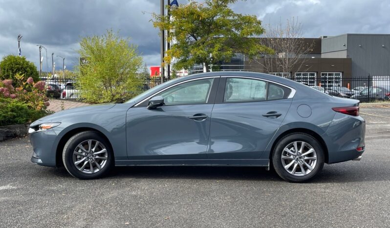 
								2022 Mazda Mazda3 GS full									