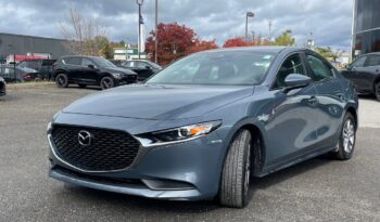 
										2022 Mazda Mazda3 GS full									