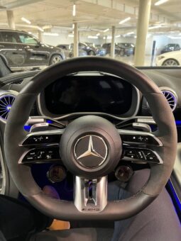 
										2022 Mercedes-Benz SL AMG Roadster full									