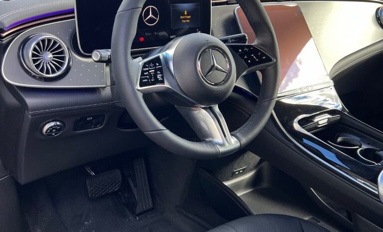 
								2023 Mercedes-Benz EQE 350 4MATIC SUV (Post-August Production) full									