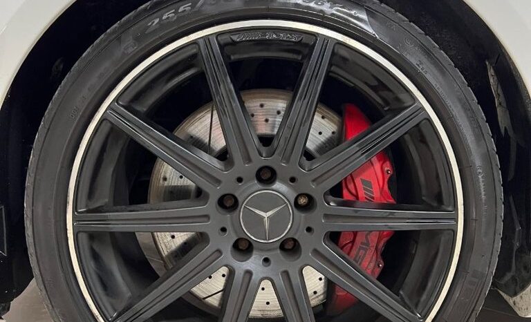 
								2016 Mercedes-Benz E63 S 4MATIC Wagon full									