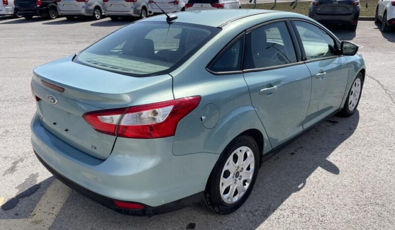 
								2012 Ford Focus SE | AUTOMATIC | HEATED SEATS | A/C | & MORE full									