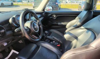 
										2019 MINI 3 door COOPER S | SUNROOF| CAMERA| HEATED SEATS| & MORE full									