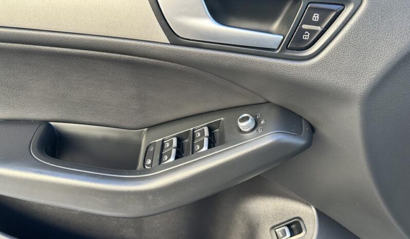 
								2014 Audi Q5 quattro 4dr 2.0L Komfort full									