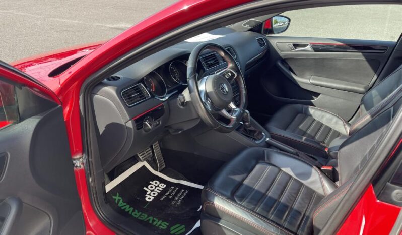 
								2017 Volkswagen Jetta 4dr 2.0 TSI DSG GLI Autobahn full									