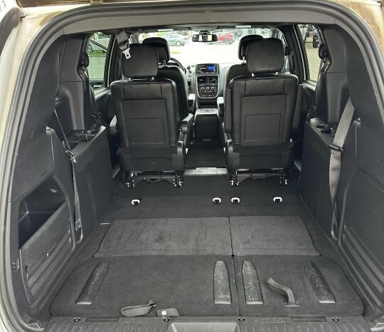 
								2020 Dodge Grand Caravan Premium Plus 2WD full									