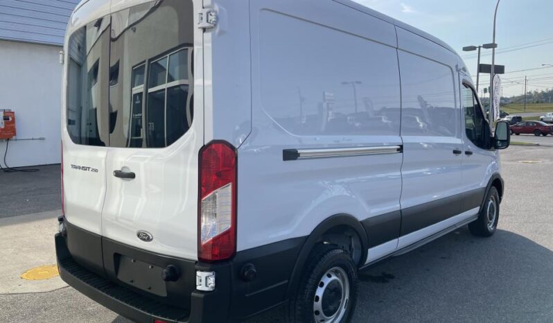 
								2020 Ford Transit Cargo Van T-250 130″ Med Rf 9070 GVWR RWD full									