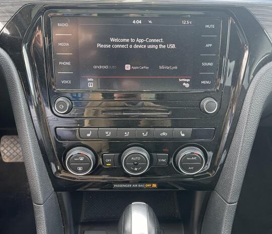 
								2020 Volkswagen Passat Highline Auto full									
