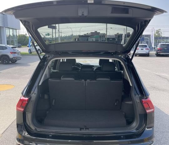 
								2023 Volkswagen Tiguan Comfortline 4MOTION full									