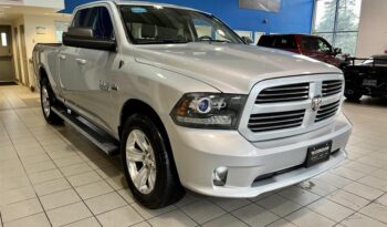 
										2016 RAM 1500 Sport full									