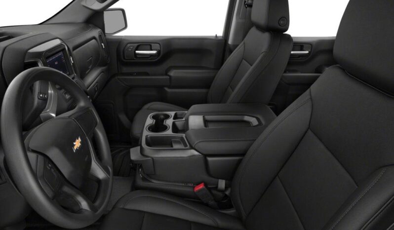 
								2024 Chevrolet Silverado 1500 Custom full									