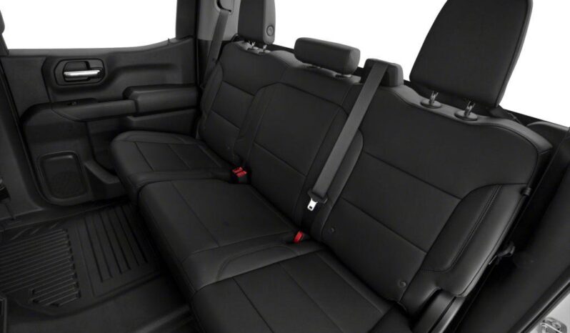 
								2024 Chevrolet Silverado 1500 Custom full									