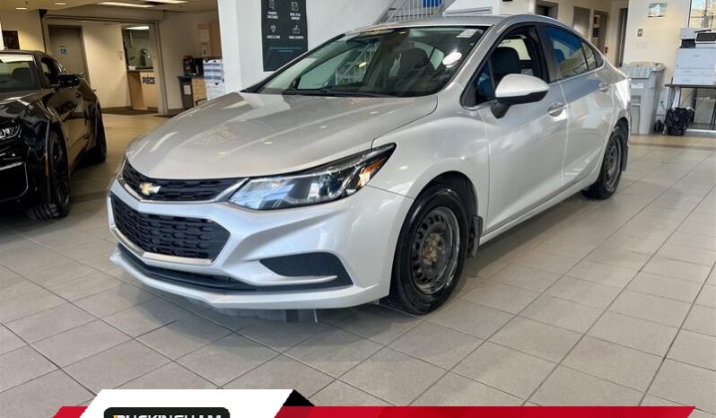 2017 Chevrolet Cruze LT Auto - Used Sedan - VIN: 3G1BE5SM4HS547633 - Buckingham Chevrolet Buick GMC Gatineau