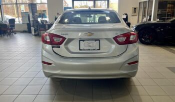 
										2017 Chevrolet Cruze LT Auto full									