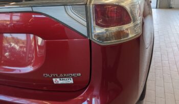 
										2015 Mitsubishi Outlander ES AWD full									