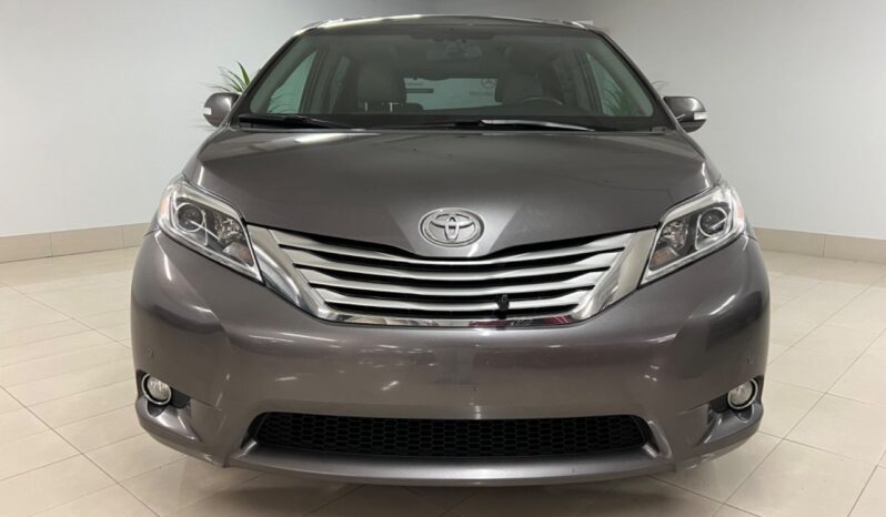 
								2017 Toyota Sienna XLE LTD 7-Passenger V6 full									