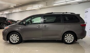 
										2017 Toyota Sienna XLE LTD 7-Passenger V6 full									