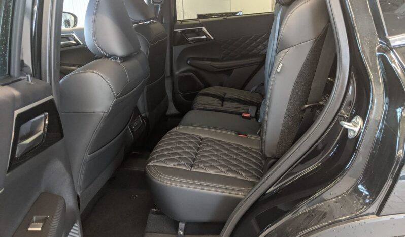 
								2024 Mitsubishi OUTLANDER PHEV GT full									