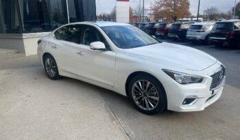
										2023 Infiniti Q50 LUXE full									