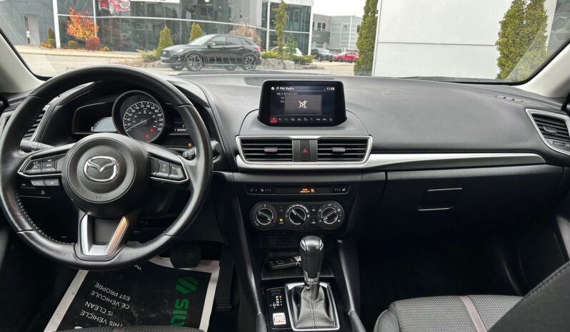 
								2018 Mazda Mazda3 Sport GS full									
