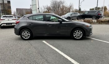 
										2018 Mazda Mazda3 Sport GS full									
