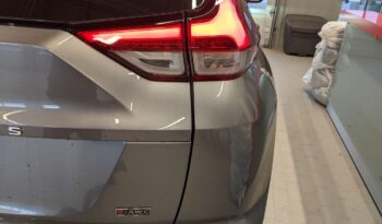 
										2024 Mitsubishi ECLIPSE CROSS SE full									