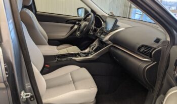 
										2024 Mitsubishi ECLIPSE CROSS SE full									