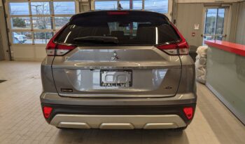 
										2024 Mitsubishi ECLIPSE CROSS SE full									