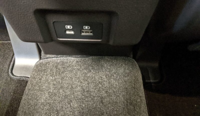 
								2024 Mitsubishi ECLIPSE CROSS SE full									