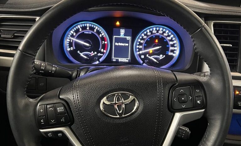 
								2016 Toyota Highlander LTD AWD full									