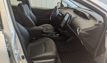 
										2020 Toyota Prius Prime full									