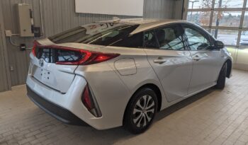 
										2020 Toyota Prius Prime full									