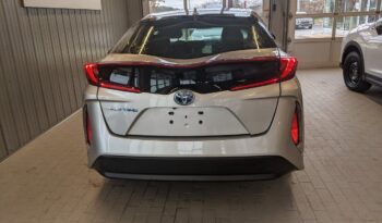 
										2020 Toyota Prius Prime full									