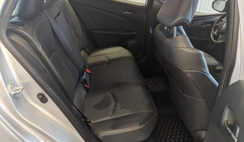 
								2020 Toyota Prius Prime full									