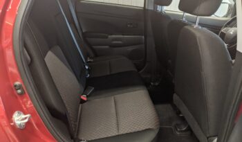 
										2019 Mitsubishi RVR SE AWD full									