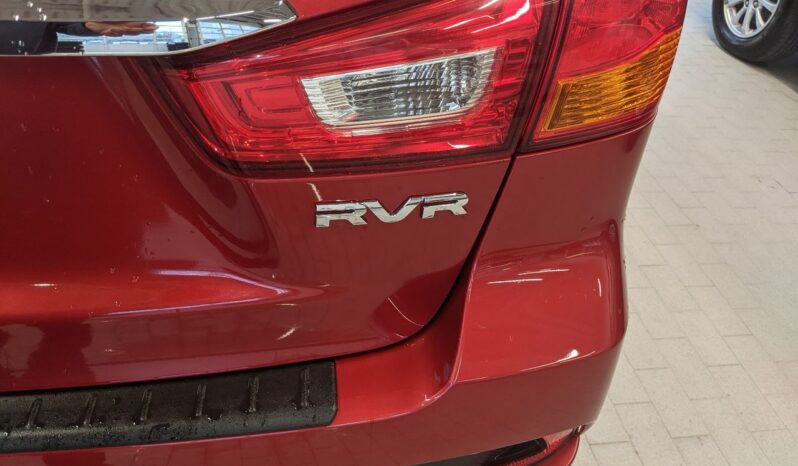 
								2019 Mitsubishi RVR SE AWD full									