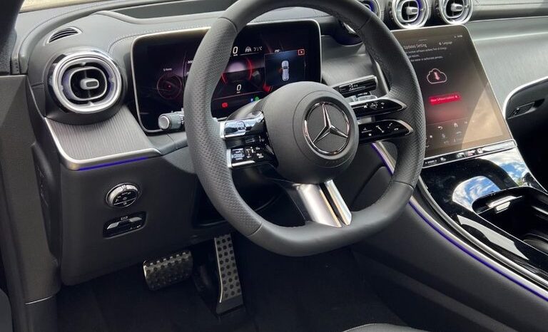 
								2023 Mercedes-Benz GLC300 4MATIC SUV full									