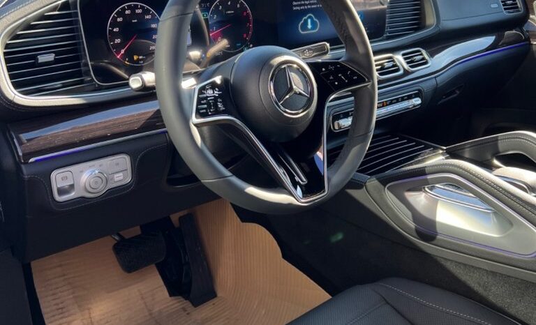 
								2024 Mercedes-Benz GLS 450 4MATIC SUV full									