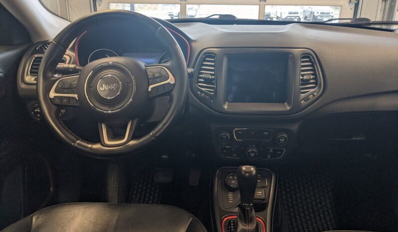 
								2018 Jeep Compass Trailhawk 4X4 full									