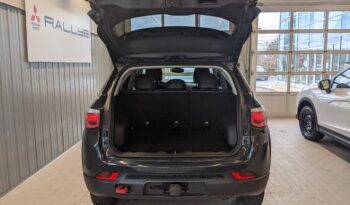 
										2018 Jeep Compass Trailhawk 4X4 full									