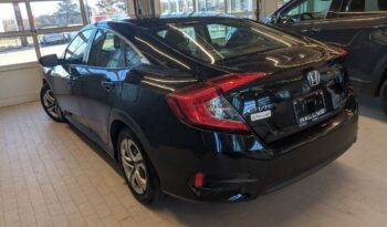 
										2018 Honda Civic LX full									