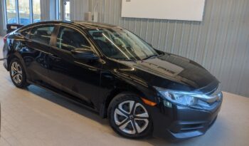 2018 Honda Civic LX - Used Sedan - VIN: 2HGFC2F5XJH030170 - Rallye Mitsubishi Gatineau