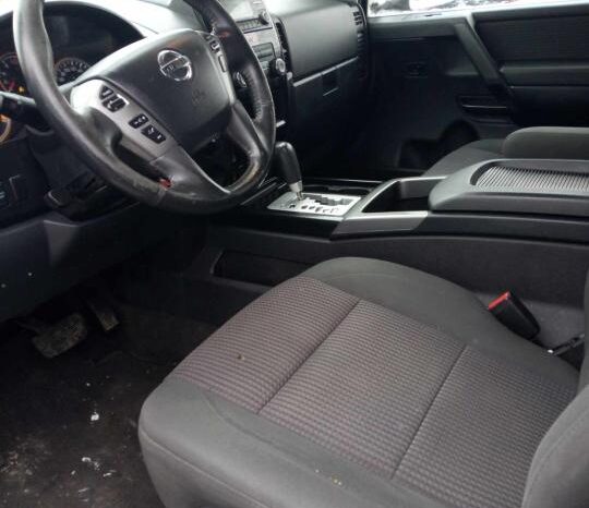 
								2013 Nissan Titan SV | 4WD | CREW CAB | STANDARD BOX | PWR SEAT | full									