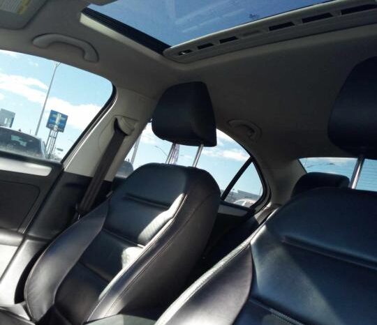 
								2013 Volkswagen Jetta HYBRID | HIGHLINE | LEATHER | SUNROOF | & MORE ! full									